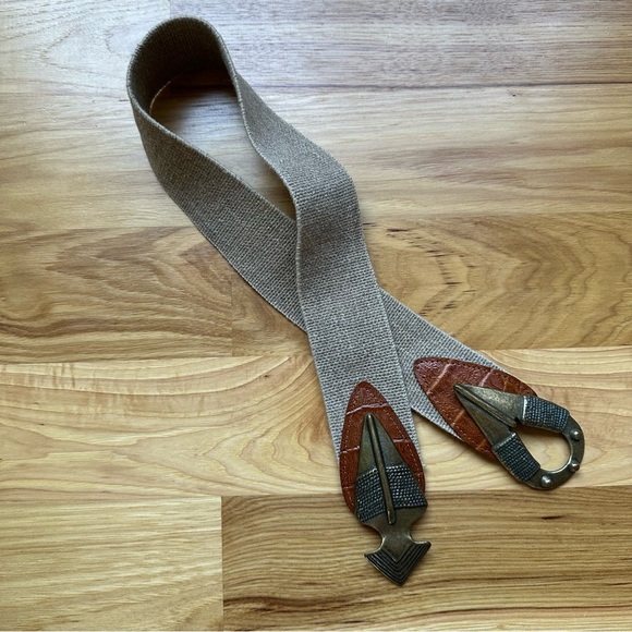 Vintage Arrow Brass Women's Belt Large Elastic Tan Western Elegance Stretch - Picture 2 of 6